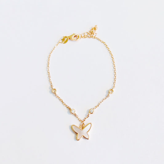 SILVERARMBAND med fjäril hänge