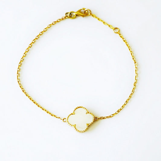 Exklusivt Armband i 18 k Vit Klöver