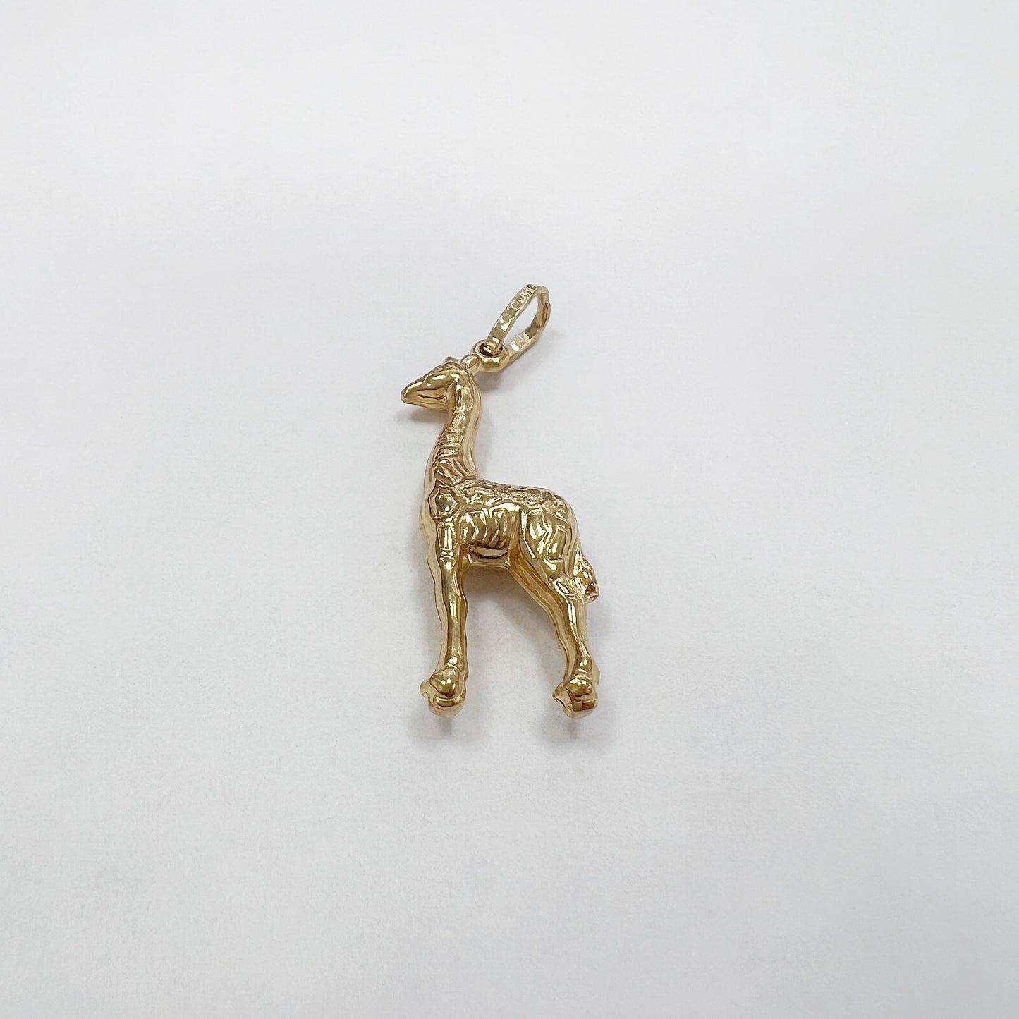 Guldhängsmycke Giraff