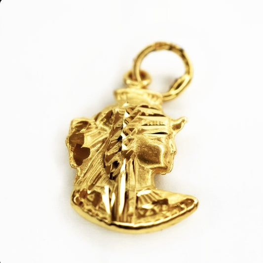 Hängsmycke Hathor 18k guld