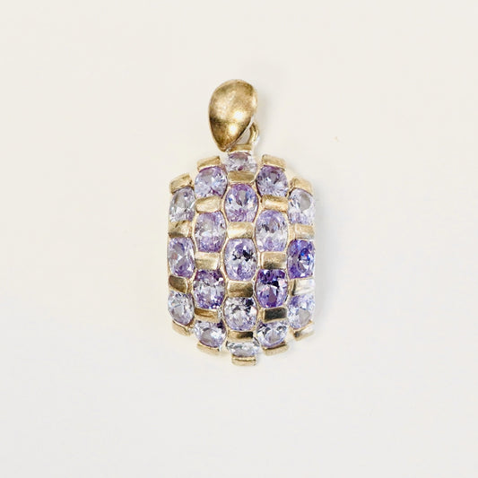 Silver hängsmycke med lila Stenar