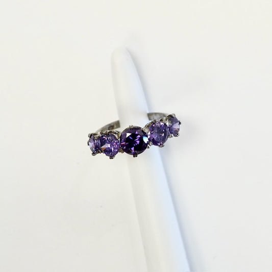 Lila Stenar Silverring Dam