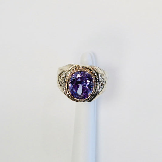 Silverring med Lila Sten