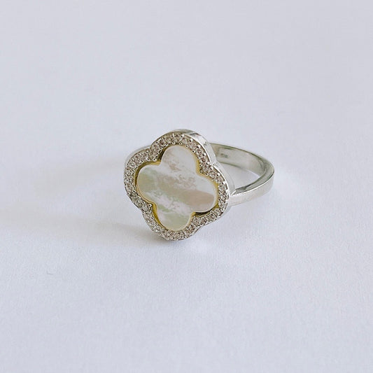 Klöverring i Silver