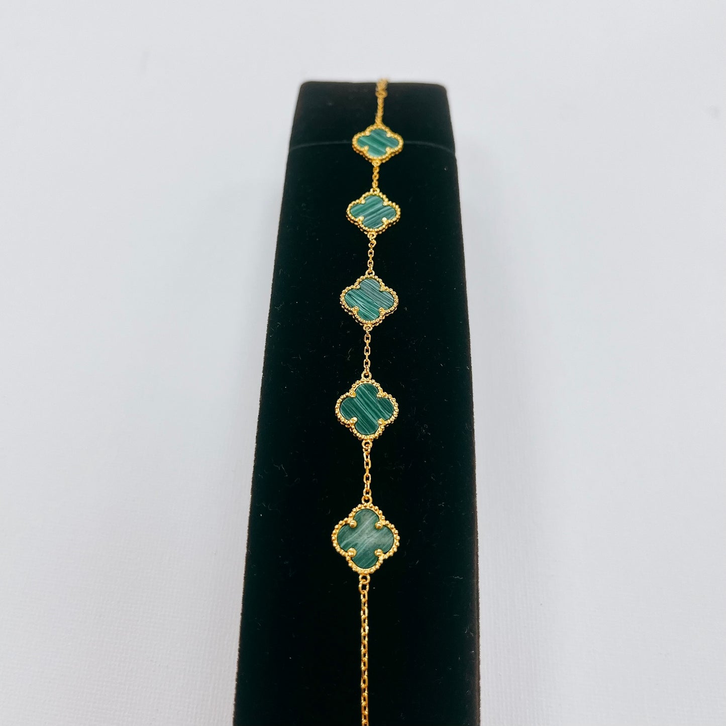 18k Guld armband med turkos gröna stenar